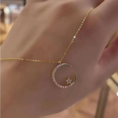 Luna Elegance™ Ketting – Laat je stralen onder de maan en sterren