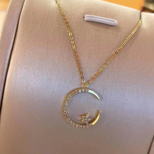 Luna Elegance™ Ketting – Laat je stralen onder de maan en sterren