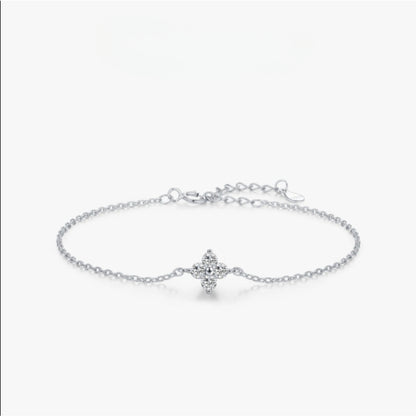 Éclora™ Clover Bracelet